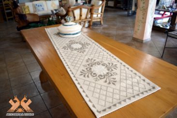 Centro lino grosso pistoccu con rombetti